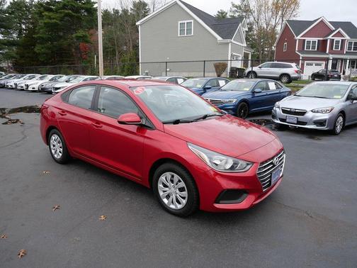 2019 Hyundai Accent SE