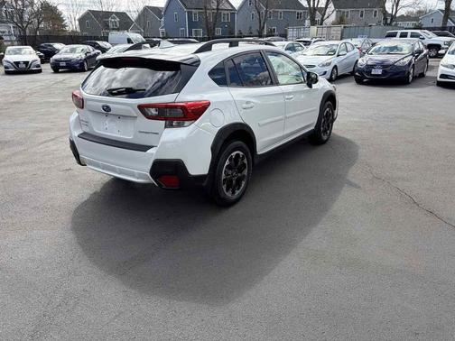 Crystal White Pearl 2021 Subaru Crosstrek Premium