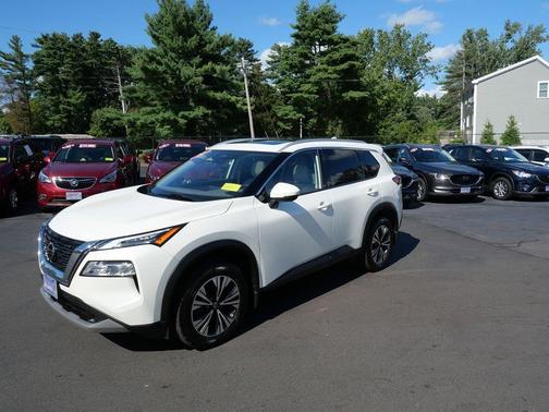 2021 Nissan Rogue SV