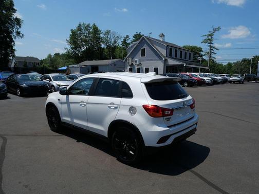 Pearl White 2019 Mitsubishi Outlander Sport 2.0 SP