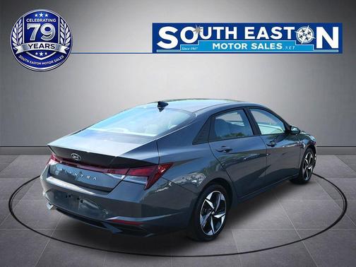 Ecotronic Gray 2023 Hyundai ELANTRA SEL