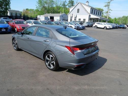 Ecotronic Gray 2023 Hyundai ELANTRA SEL