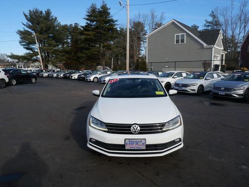 2017 Volkswagen Jetta 1.8T SEL