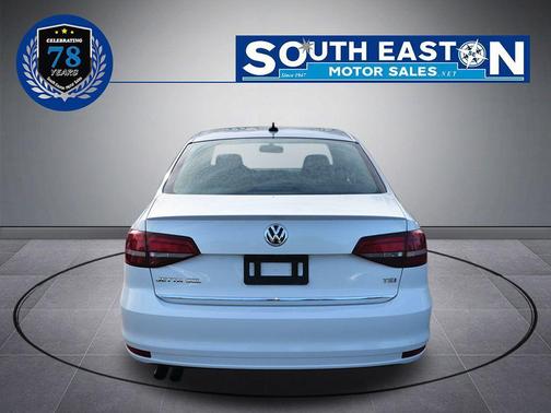 2017 Volkswagen Jetta 1.8T SEL