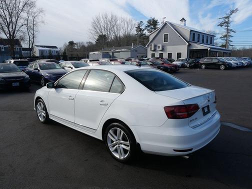 2017 Volkswagen Jetta 1.8T SEL