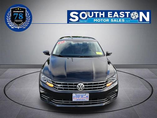 2017 Volkswagen Passat 1.8T R-Line w/Comfort