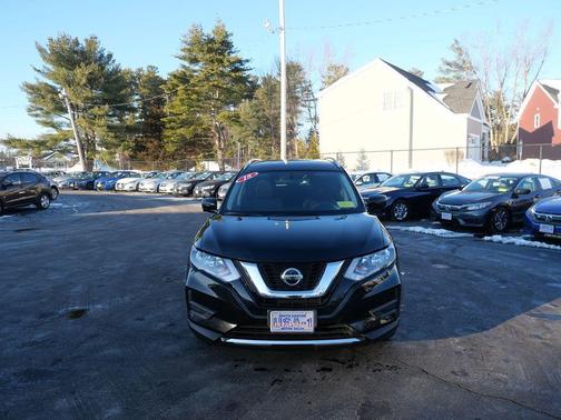 2018 Nissan Rogue SV
