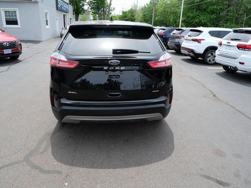 Agate Black Metallic 2021 Ford Edge SEL