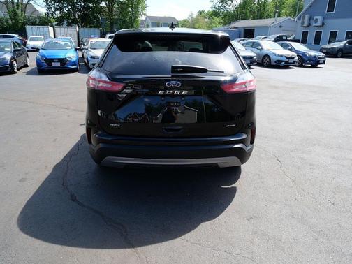 Agate Black Metallic 2021 Ford Edge SEL