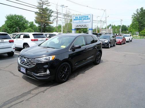 Agate Black Metallic 2021 Ford Edge SEL