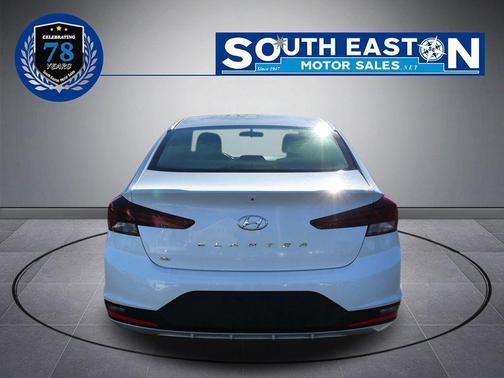 2020 Hyundai ELANTRA SE