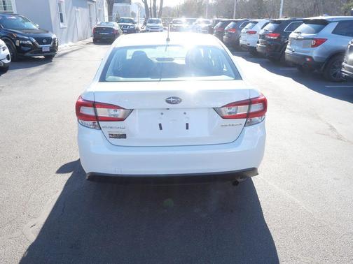 2022 Subaru Impreza Base