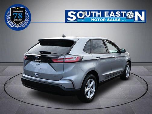 2021 Ford Edge SE