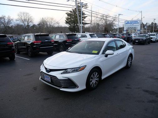 2022 Toyota Camry LE