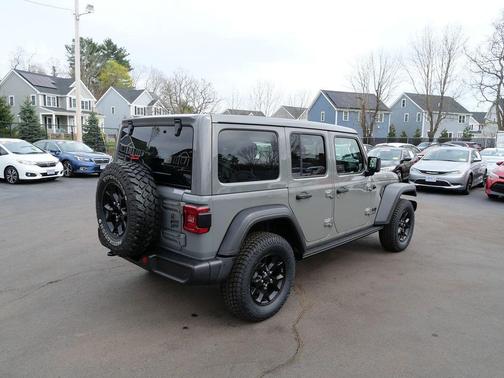 Sting-Gray Clearcoat 2021 Jeep Wrangler Willys