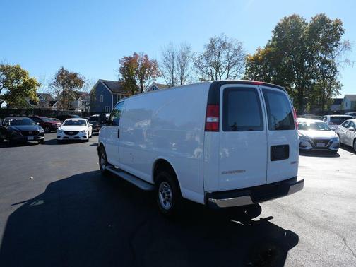 2021 GMC Savana 2500 Work Van
