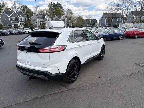 White 2021 Ford Edge SEL