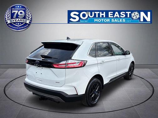 White 2021 Ford Edge SEL