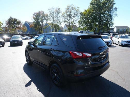 2021 Chevrolet Equinox LS