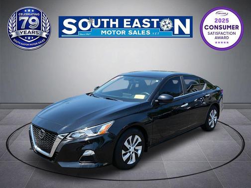 Super Black 2019 Nissan Altima 2.5 S