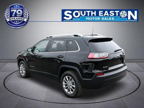 Diamond Black Crystal Pearlcoat 2021 Jeep Cherokee Latitude Plus