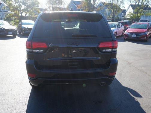 2019 Jeep Grand Cherokee Altitude