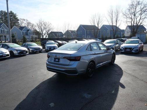 2024 Volkswagen Jetta 1.5T S