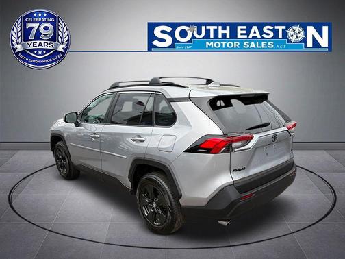 Silver Sky Metallic 2021 Toyota RAV4 XLE