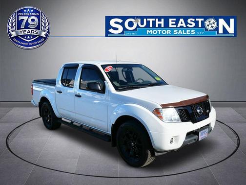 Glacier White 2018 Nissan Frontier SV