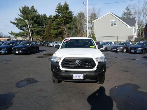 2021 Toyota Tacoma SR