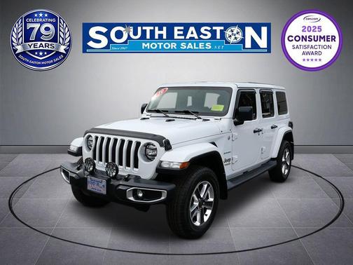 Bright White Clearcoat 2019 Jeep Wrangler Unlimited Sahara