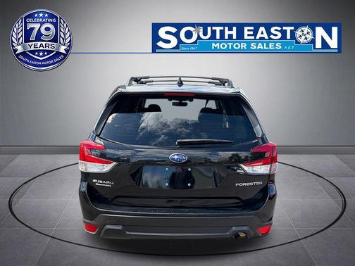 Crystal Black Silica 2019 Subaru Forester Premium