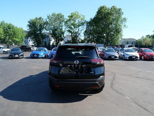 Super Black 2021 Nissan Rogue S