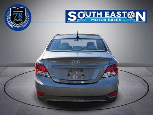 2012 Hyundai Accent GLS