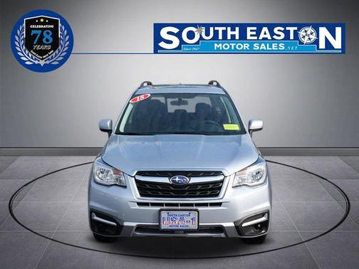 Ice Silver Metallic 2018 Subaru Forester 2.5i Premium