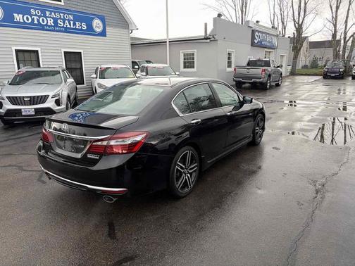 2017 Honda Accord Sport SE