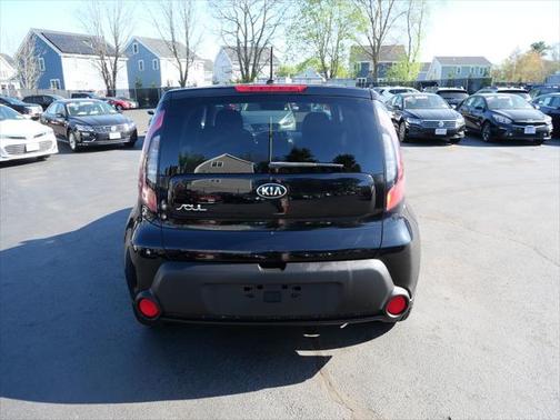 2016 Kia Soul Base