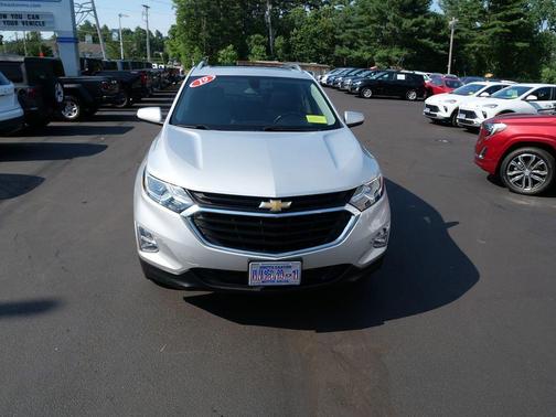 Silver Ice Metallic 2019 Chevrolet Equinox 1LT