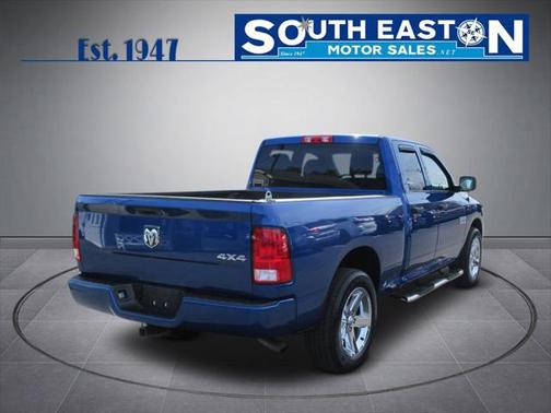 Blue Streak Pearlcoat 2017 RAM 1500 Express