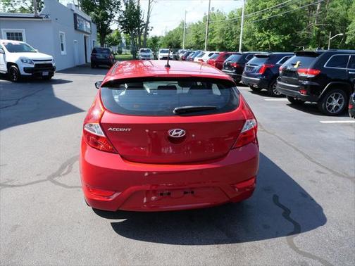 2014 Hyundai Accent SE