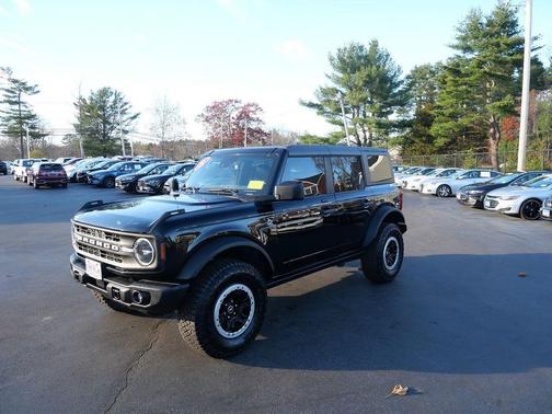 2022 Ford Bronco Black Diamond