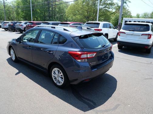 Carbide Gray Metallic 2017 Subaru Impreza 2.0i Premium