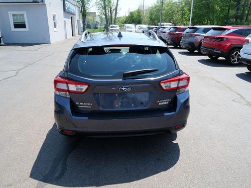 Carbide Gray Metallic 2017 Subaru Impreza 2.0i Premium