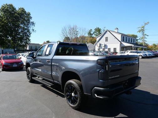 2021 Chevrolet Silverado 1500 Custom