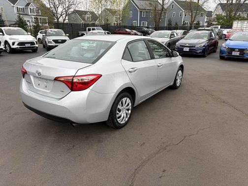 Classic Silver Metallic 2017 Toyota Corolla L