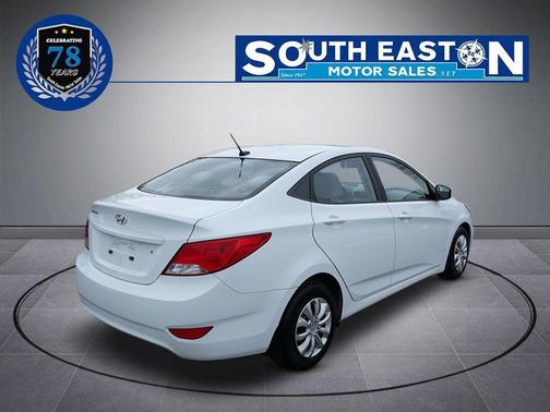 2016 Hyundai Accent SE