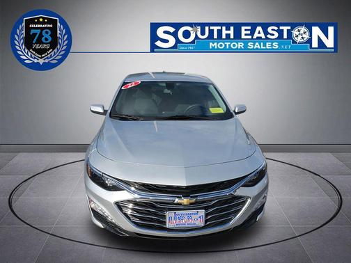 2022 Chevrolet Malibu FWD LT