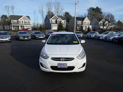 2016 Hyundai Accent SE