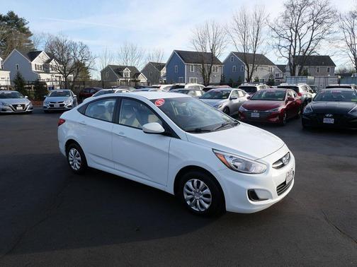 2016 Hyundai Accent SE