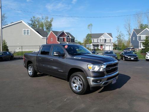 Granite Crystal Metallic Clearcoat 2020 RAM 1500 Big Horn/Lone Star